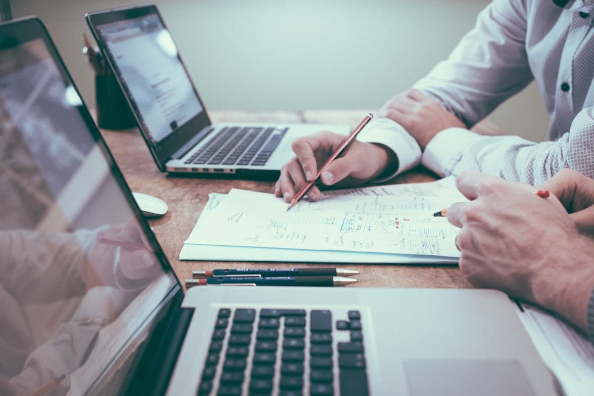 The Complete B2B Sourcing Guide